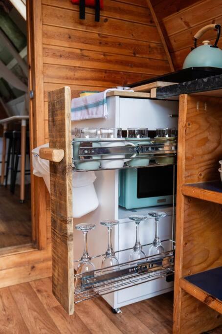 Robin Nest - Cosy Shepherd'S Hut Hideaway Callington Экстерьер фото